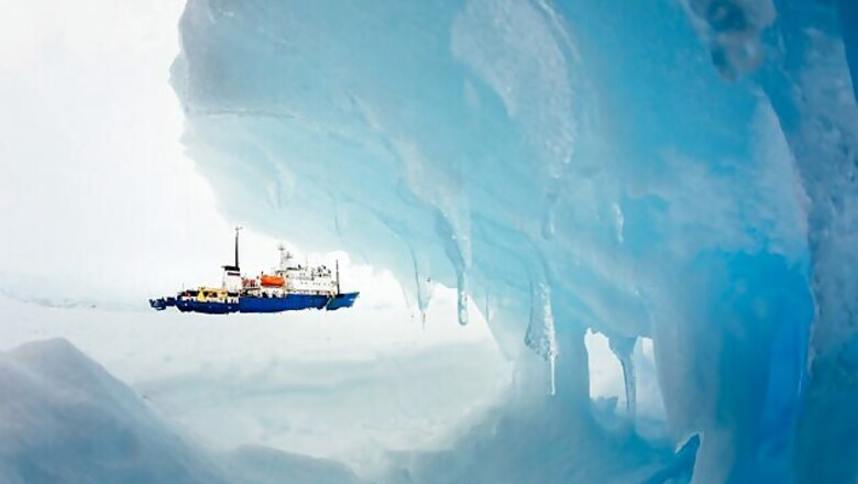 All passengers rescued from ship stuck in Antarctic ice
