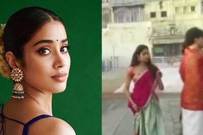 Janhvi Kapoor and Rumoured BF Shikhar Pahariya Sport Ethnic Outfits As They Visit Tirupati Balaji; Watch