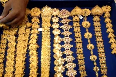 Gold, Silver Prices Flat Today, October 13: Check Latest Bullion Rates