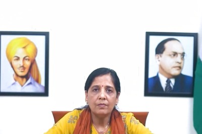 Will Arvind Kejriwal's Wife be the Next Delhi CM? Her Media Briefing May Have Hints