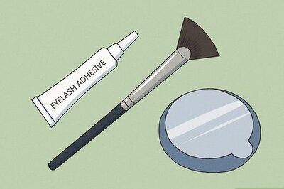 How to Make False Eyelashes