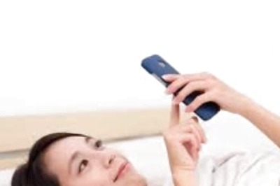 How Far You Should Keep Your Phone To Protect Your Eyes