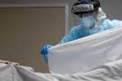 100 Doctors Died of COVID In Tamil Nadu, Their Kins Yet To Receive Compensation Announced by Govt