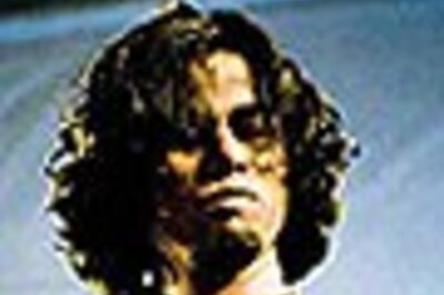 Chat now: With Guitarist Bruce Lee Mani on music and money