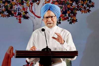‘As a Student of Economics…’ Why Manmohan Singh is Delighted by Abhijit Banerjee’s Nobel Win