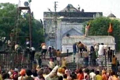 Babri Masjid case: SC to hear CBI's plea against 20 BJP leaders on Dec 12