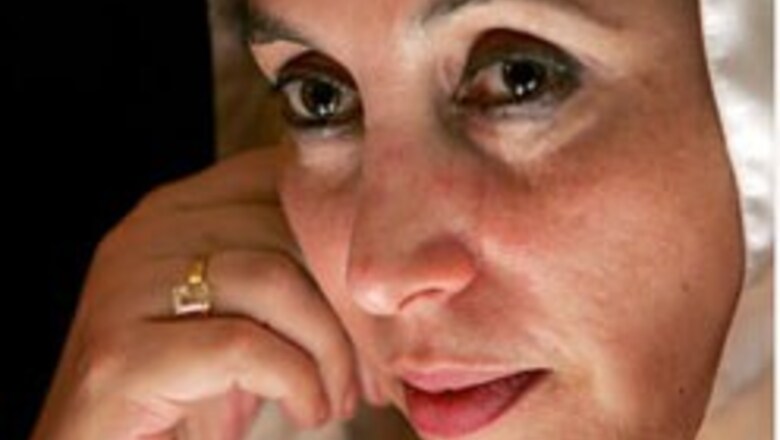 Curtain goes up on Benazir Bhutto's new life