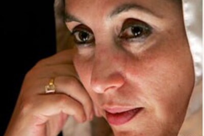 Curtain goes up on Benazir Bhutto's new life
