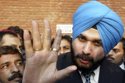 Hit Failed Modi Govt For a Sixer, Says Navjot Singh Sidhu in Mumbai