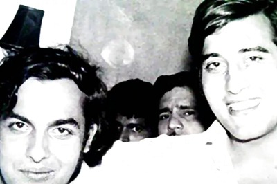 Vinod Khanna Warned Mahesh Bhatt That Osho Would 'DESTROY' Him, Director Once Said: 'Put Mala In Commode...'