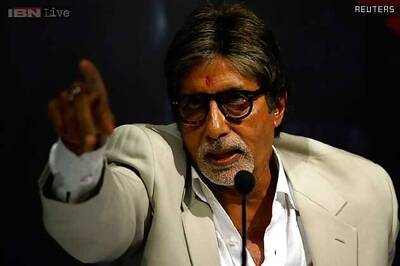 I am apolitical and shall not join politics: Amitabh Bachchan