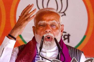 News18 Evening Digest: PM Modi Challenges Congress, EVM Vandalised in Manipur And Other Top Stories