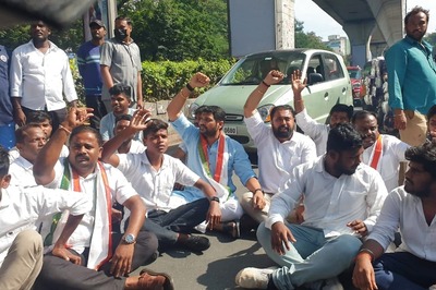 Congress Calls KCR 'South Indian Hitler', Protests in Telangana And Delhi after Raids on Hyderabad War Room