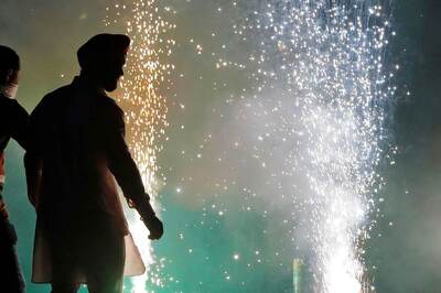 6 Months Jail for Bursting Firecrackers on Diwali: Delhi Environment Minister