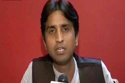 Delhi: Kumar Vishwas hits back at Rajesh Garg