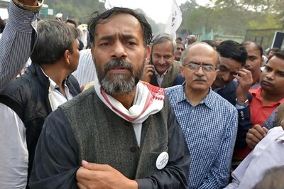 I-T Dept Recovers Rs 22 Lakh from Hospital Run by Yogendra Yadav’s Kin