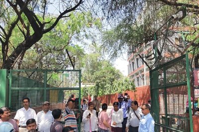 Delhi: School In Greater Kailash Evacuated After Bomb Threat Mail, Probe Underway