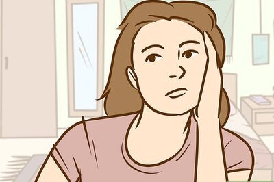 How to React if a Guy Tries to Make You Jealous