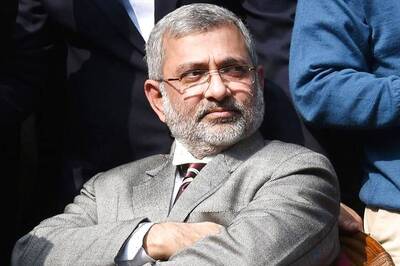 WhatsApp Group Led by Ex-Judge Kurian Joseph Helps Airlift Aling IT Professional from UK to Kerala