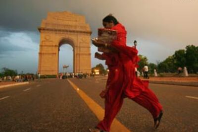 Pre-monsoon showers bring respite to Delhiites