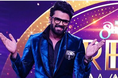 Host Maniesh Paul Makes News18 Showsha Reel Awards Super Fun Night with His Wit and Humour