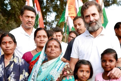 Bharat Jodo Yatra Resumes in Maharashta, Congress to Distribute 600 Copies of Nehru's Book Today