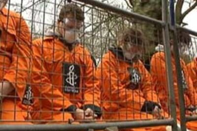 Human rights march against Guantanamo
