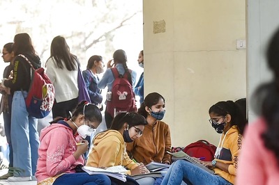 Free Stress Management Helpline Launched for JEE Main, NEET Aspirants