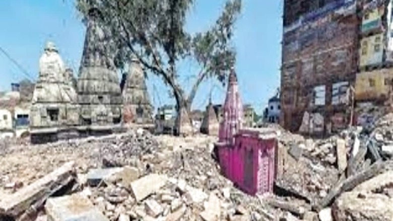 Muslims Offer 1700 sqft Land Adjacent to Gyanvapi Mosque for Kashi Vishwanath Corridor