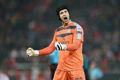 Optimistic Cech wants Arsenal response after severe setback
