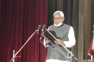 With BJP's Tarkishore Prasad, Renu Devi as Deputies, Nitish Kumar Takes Oath as Bihar CM for 7th Time