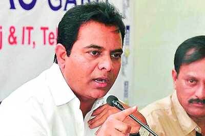Congress Suffering from Leadership Crisis in Telangana as Well, Claims TRS Leader KT Rama Rao