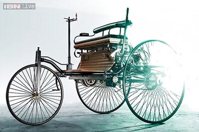 Vintage cars, motorbikes head out for the 21 Gun Salute International Vintage Car Rally in Delhi, Gurgaon on February 21-22