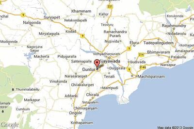 Vijayamma, three TDP leaders on hunger strike shifted to hospital