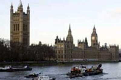 UK cities to have white minorities 'in 30 yrs'