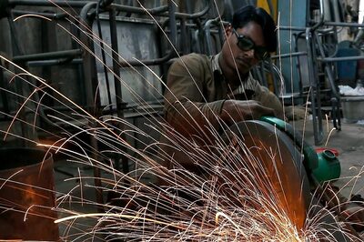 India's Manufacturing Sector Activity Falls to 8-Month Low in October on Softer Rise in New Orders: PMI