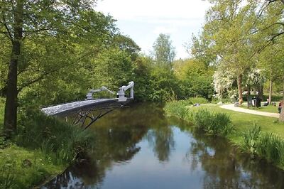 3D printer to soon 'draw' a bridge over an Amsterdam canal