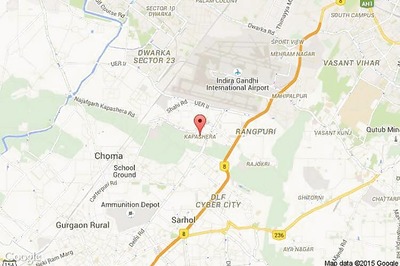 Delhi: Major fire in a furniture godown in Kapashera