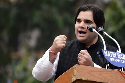 'I’m Sanjay Gandhi's Son, Such people Untie My Shoelaces': Varun Gandhi Attacks BSP Candidate
