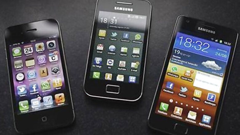 Samsung's mobile chief says has options to settle war with Apple