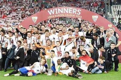 Sevilla beat Benfica on penalties to win the Europa League title
