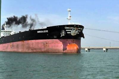 Italian marines to stay in jail till Monday