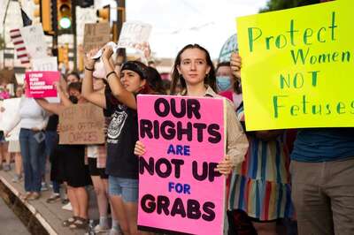 ‘Pro-life Spiderman’: Anti-Abortion Activist Free-Climbs Tallest Building In California