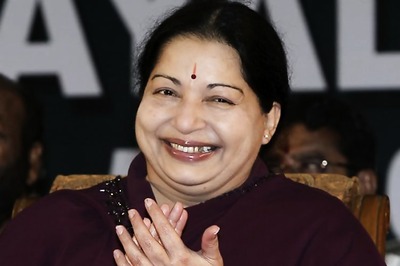 Jayalalithaa Death Probe Panel Opposes Apollo's Plea in Madras HC to Gag it From Going Into Details of Treatment