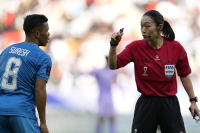 Japan's Yoshimi Yamashita Becomes First-Ever Female Referee at AFC Asian Cup