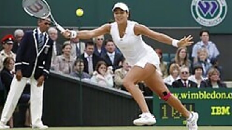 Top-seeded Ivanovic crashes out of Wimbledon