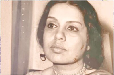 Shah Rukh Khan Extends Condolences on Demise of Journalist Fatima Zakaria