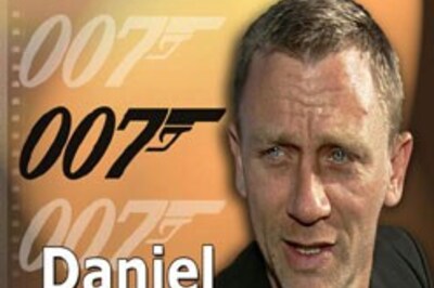 Bulldozer to be Bond's latest vehicle