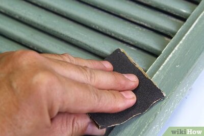 How to Distress Wood