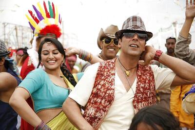 Sonakshi Sinha: No animosity with Farah Khan